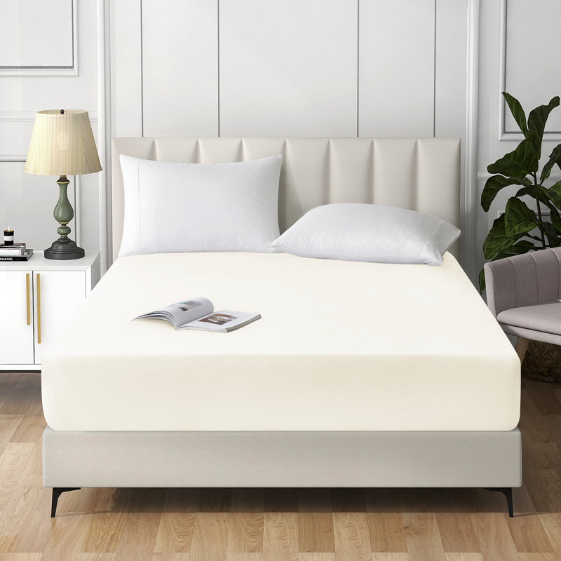 Extra Deep Pocket Microfiber Solid Fitted Sheet, King, Cream