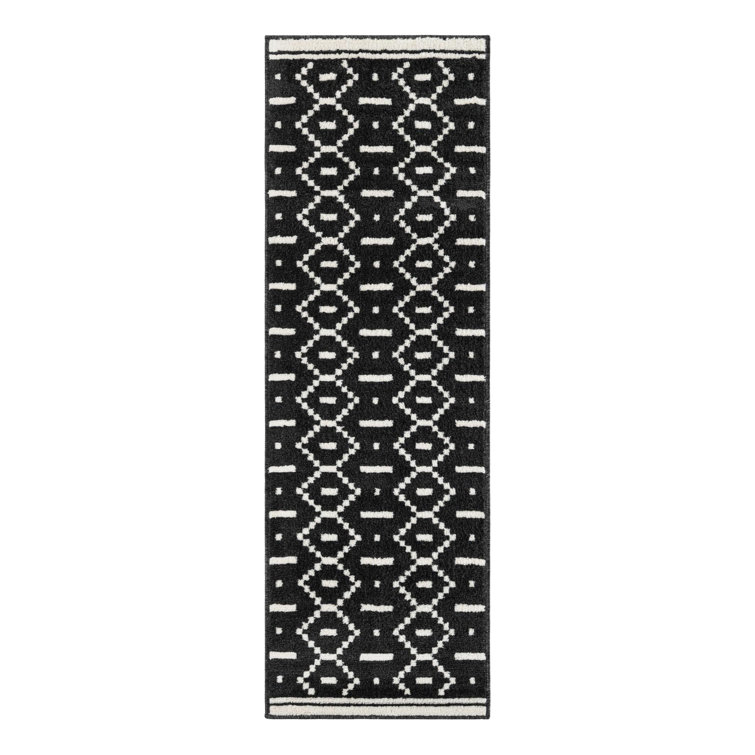 Ivy Bronx Begna Nathanyl Rug Black