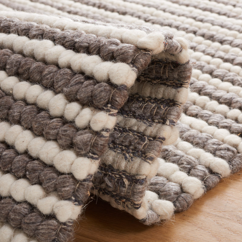 Tapis ivoire / brun foncé fait à la main Cleodora, Rectangle de 10 pi x 14 pi