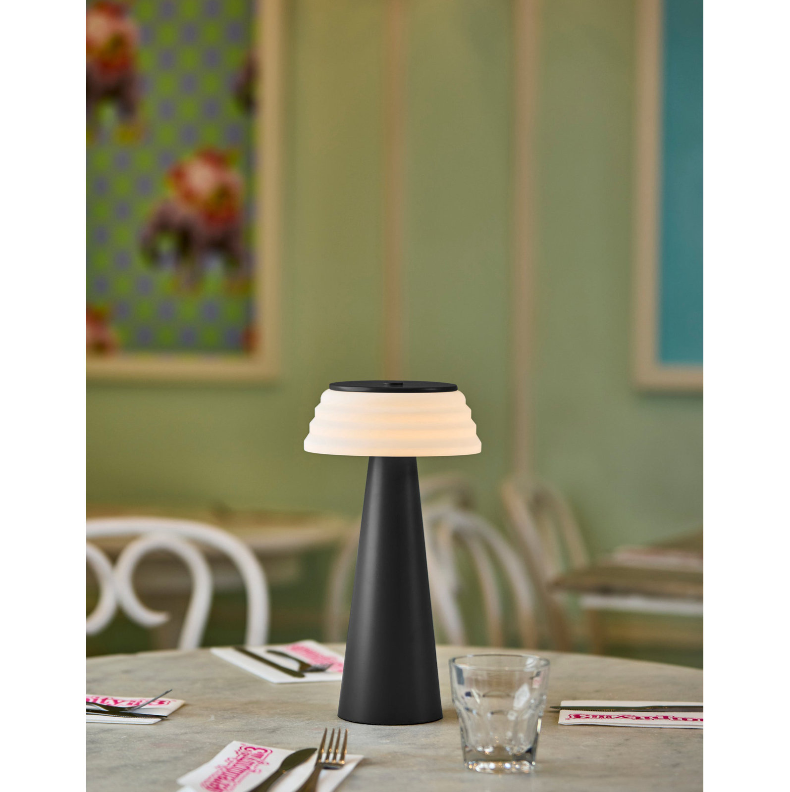 Nahzir Table Lamp, Matte Black