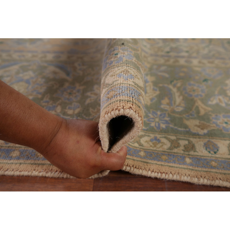 Tapis traditionnel discret 10 x 13