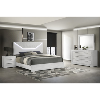 Ensemble de chambre avec grand lit 4 pièces avec tête de lit à DEL de style moderne en bois blanc