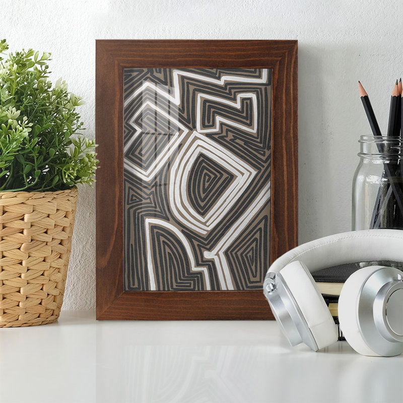 Fynnegan Abstract Maze III, encadré sur papier, H 9 po x l 7 po x P 1 po, Châtaigne