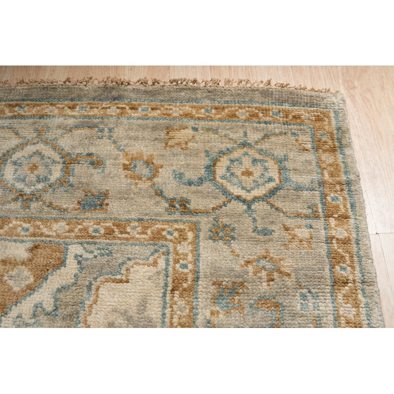 Gray Hand-Knotted Wool Round Rug, 8 ft.