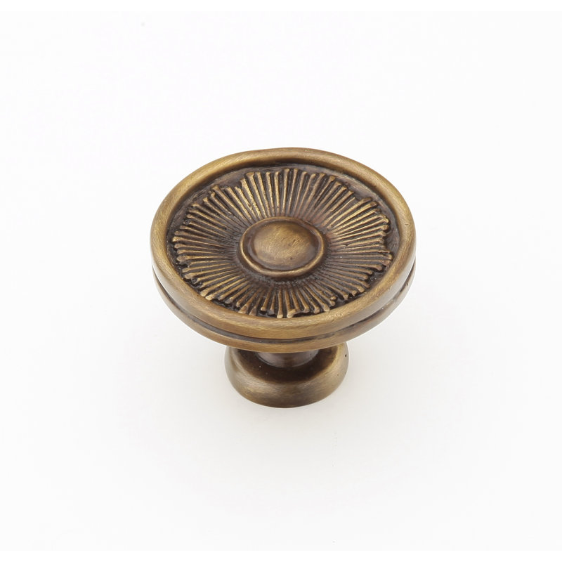 Sunburst Round Knob, Estate Dover