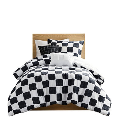 Full Checkered Comforter  2 Shams Pillows Microfiber  Compressed With Print Shams And Throw Filling  Packaging