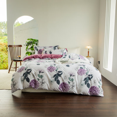 Lunaria Washed Cotton Floral Duvet Cover Set – Elegant Purple Hydrangea Design, Ultra-Soft Linen-Like Comfort, Gift-Ready Packaging