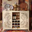 Buffet de bar à vin en bois naturel avec support à vin et rangement en verre, armoire à 2 portes pour la salle à manger-133706687