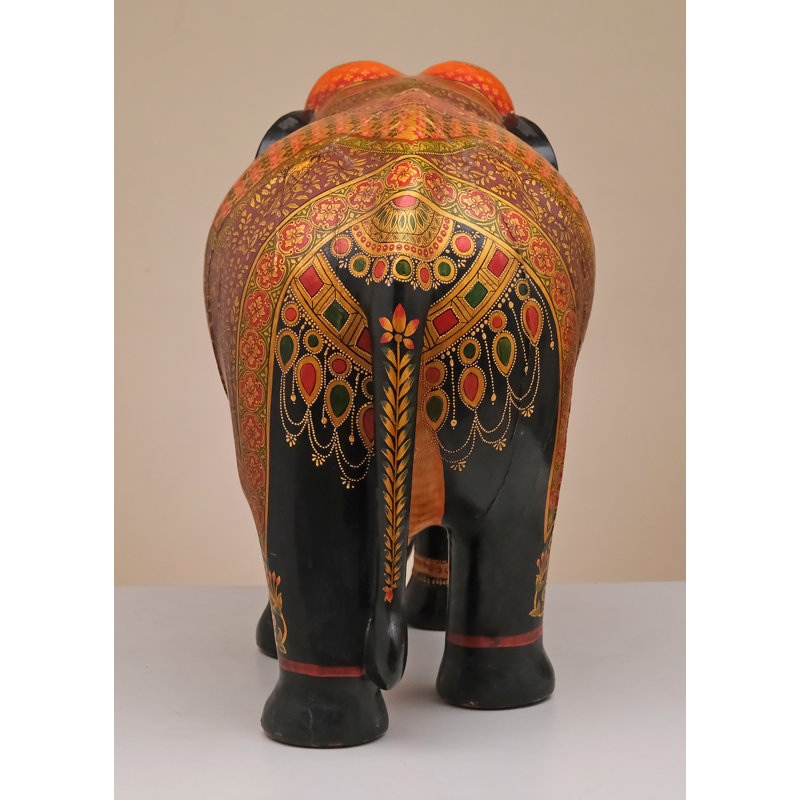 Grande pièce maîtresse d'éléphant