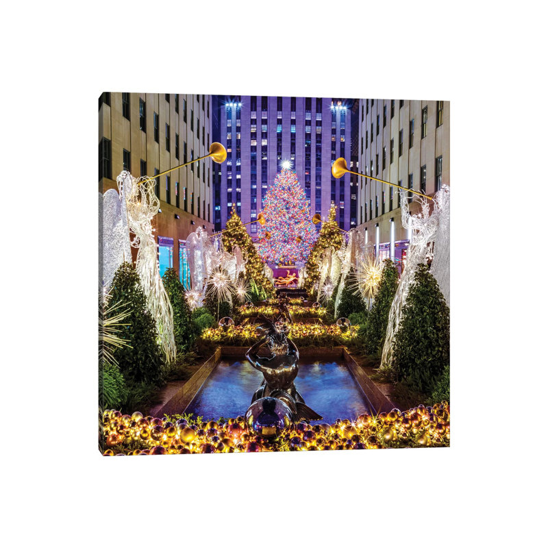 «Rockefeller Center with Christmas Tree and Angels I», reproduction de photo sur toile tendue, H 12 po x l 12 po x P 0,75 po
