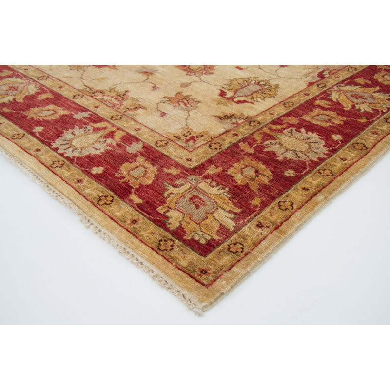 Floral Hand Woven 154cm X 198cm Area Rug