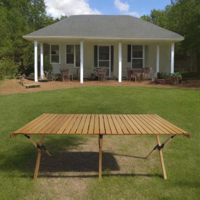 Outdoor foldable dining table