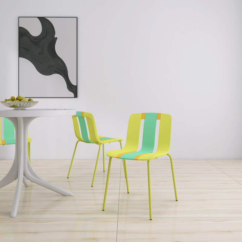 Chaises à blocs de couleur modernes à rayures, siège en plastique PP intérieur / extérieur avec pieds en métal robustes (ensemble de 4)