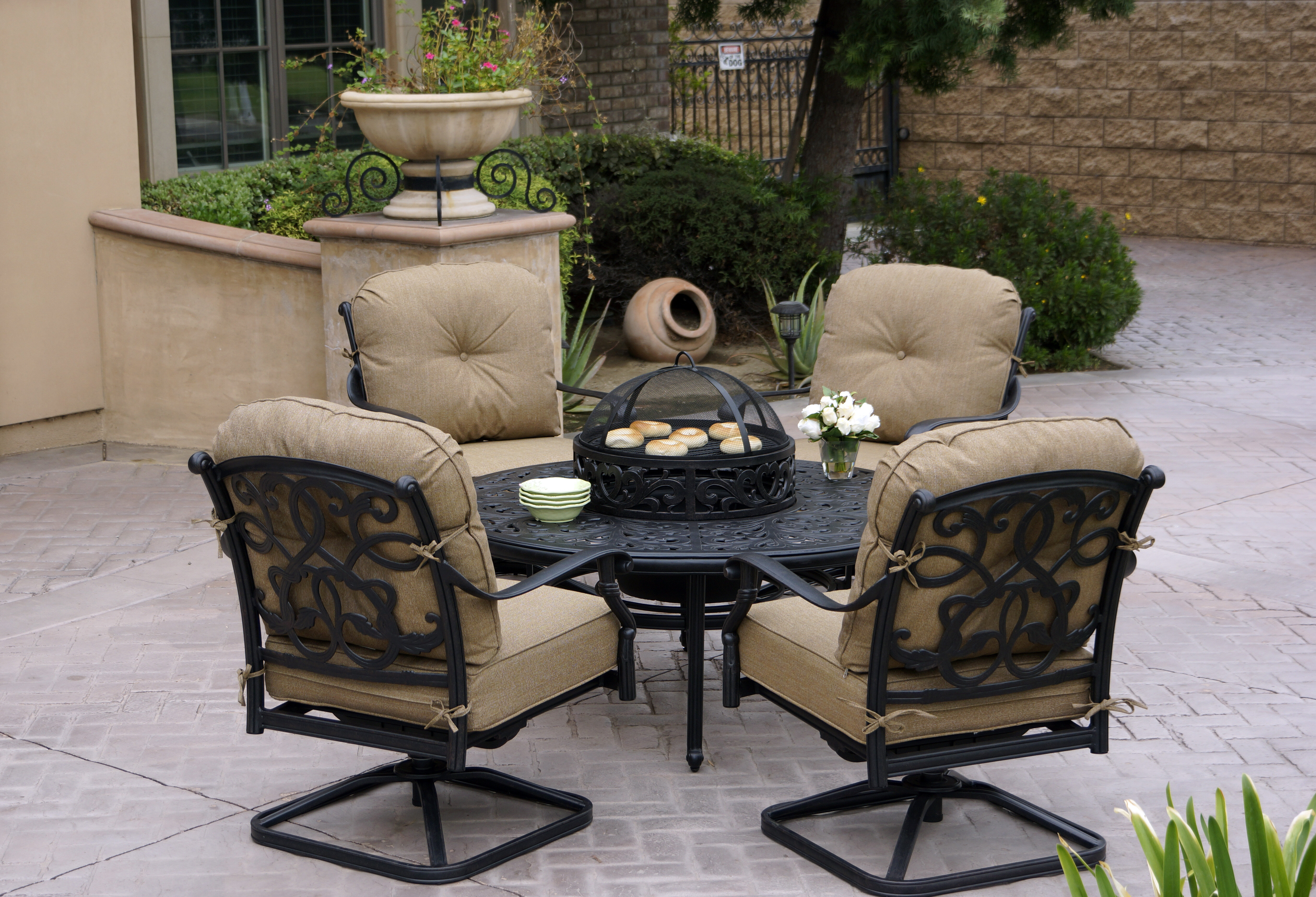 Laguna 5 piece discount conversation set with cushions