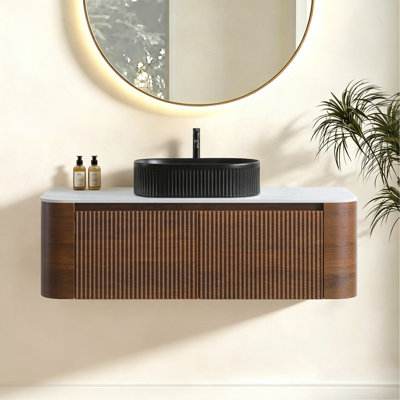 Meuble-lavabo 72 po avec lavabo, armoire murale en noyer avec porte-serviettes gratuit, conception de deux lavabos en céramique rayés ovales blancs, sans drain et robinet, pré-assemblé