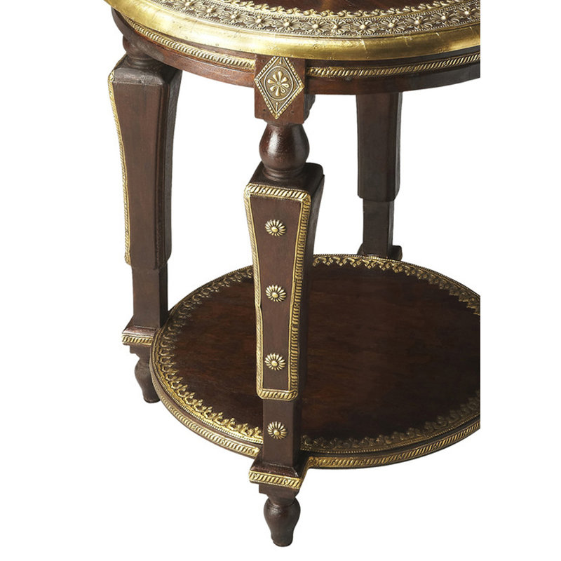  Ranthore 20 po W Table d'appoint décorative ronde en bois et feuille de laiton avec tablette inférieure ouverte, brun foncé