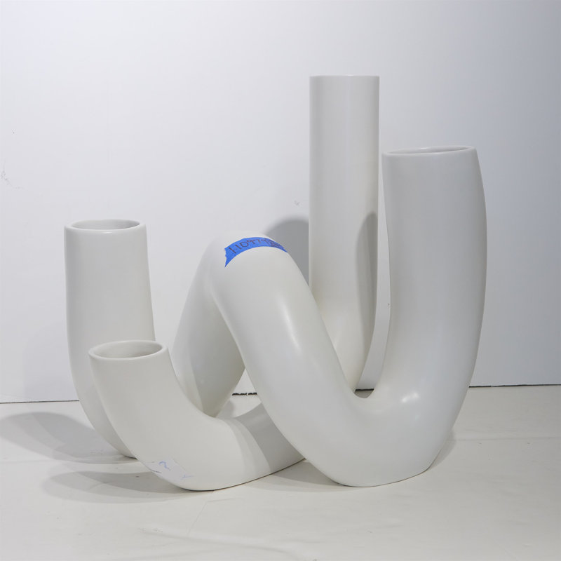 Vase de table en céramique fabriqué à la main Cellentani
