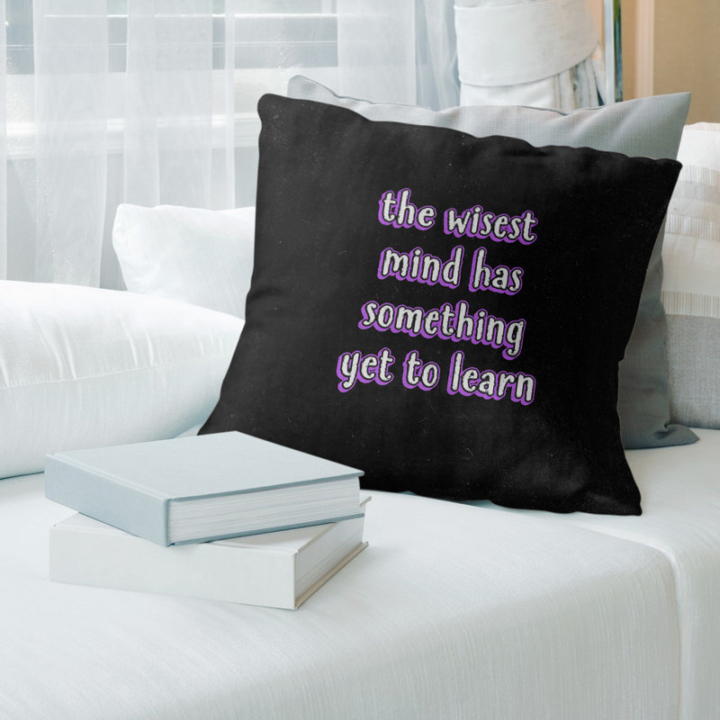 Coussin de style tableau d'apprentissage inspirant, 20 po x 20 po, Mauve, Polyester / bourre de polyester