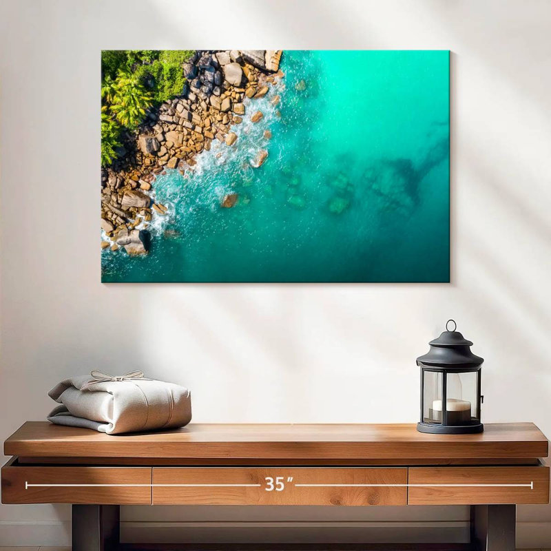 Gillard Seychelles Shark Gillard, 16" H x 24" W