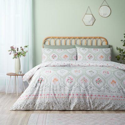 Cameo Floral Reversible Duvet Cover Set
