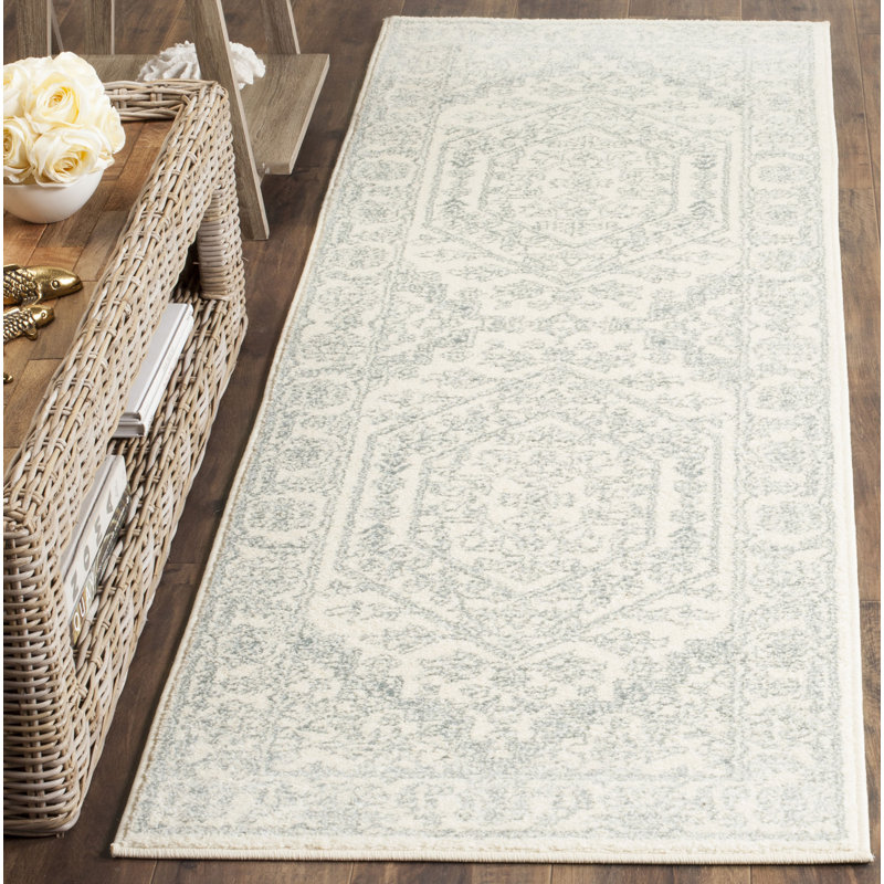Tapis ivoire / ardoise tissé à la machine Nuss, Tapis de couloir 2 pi 6 po x 18 pi