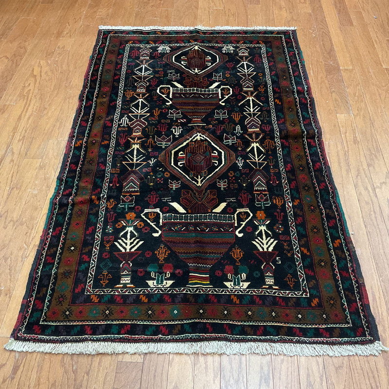 Tapis en laine noué à la main Bungalow Rose