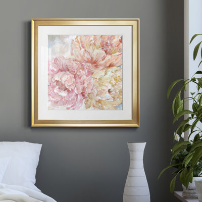 Contemporary Peony II par J Paul - Reproduction d'art sur papier encadrée