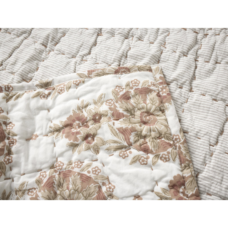 Flores Handstitched Organic Quilt King Praline, Queen Quilt, Praline