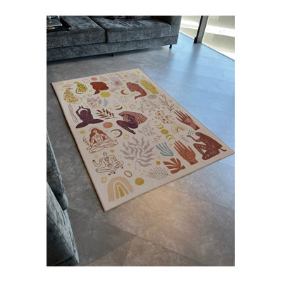Tapis décoratif multicolore à motif humain et naturel