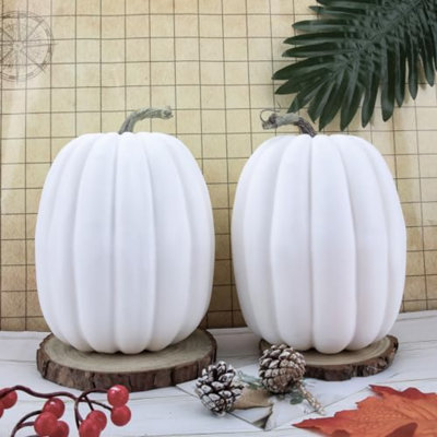 Citrouilles artificielles, 2 PCS, fausses citrouilles blanches, grosses fausses citrouilles pour l'automne, action de grâce d'Halloween, décoration saisonnière des Fêtes (2 grosses citrouilles blanches)