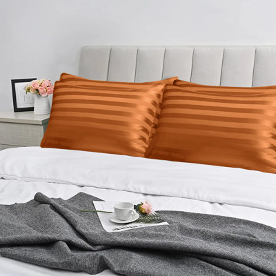 Luxury Microfiber Striped Pillowcases - Soft, Breathable & Wrinkle-Resistant Pillow Covers for Sofa,