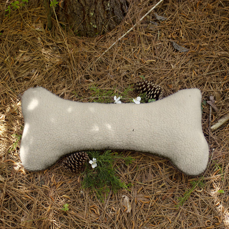 Sherpa Bone Pet Pillow, Medium (19" W x 10" D), Yes