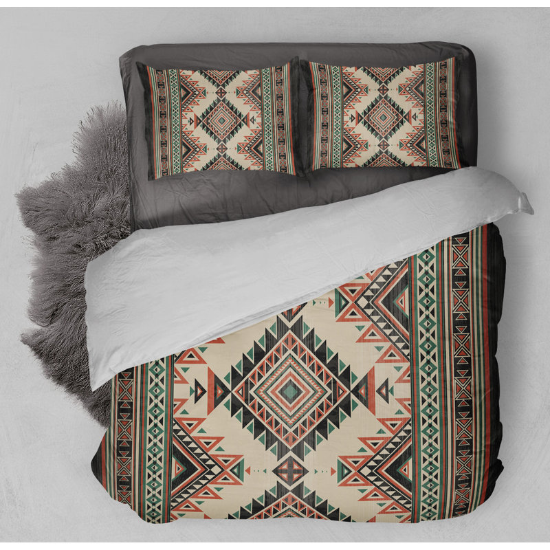 Channel Geometric Shapes Comforter, King Comforter + 2 King Pillowcases