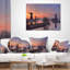 Coussin paysage avec moulins à vent au lever du soleil-6628283-6628279