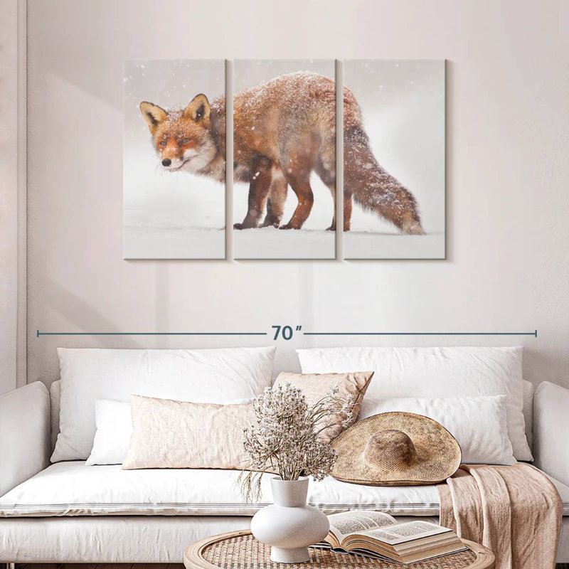 Brampt Snow Fox, 28" H x 45" W