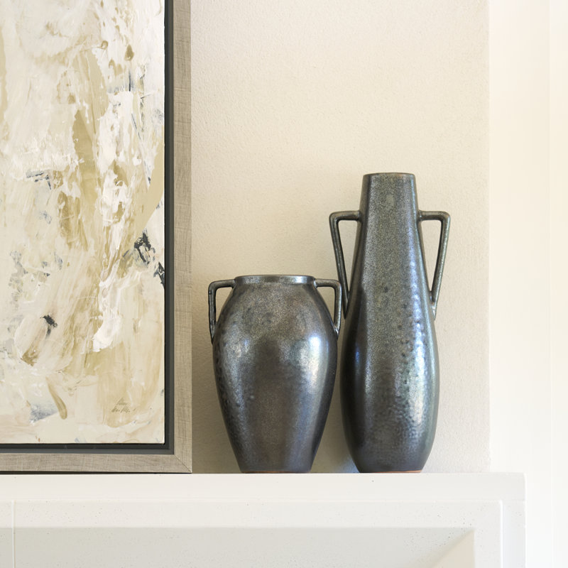 Aguilar Ceramic / Porcelain Table Vase