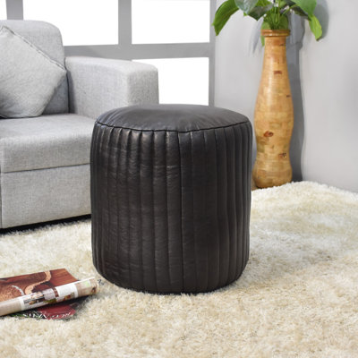 POUF BOFFALO NOIR FAIT À LA MAIN EN CUIR RUFFÉ NOIR - 14 po x 14 po x 14 po, de forme ronde, de couleur unie noire, en cuir de buffle Genunie, rembourré de coton recyclé, repose-pieds pour le salon, la salle d'étude, Patio et bureau
