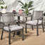 Chaises de salle à manger d'extérieur modernes en aluminium avec coussins gris foncé et argentés, conception à lattes ouvertes, 25,73 de large, structure stable, assemblage requis, rouille légère, incluse, structure