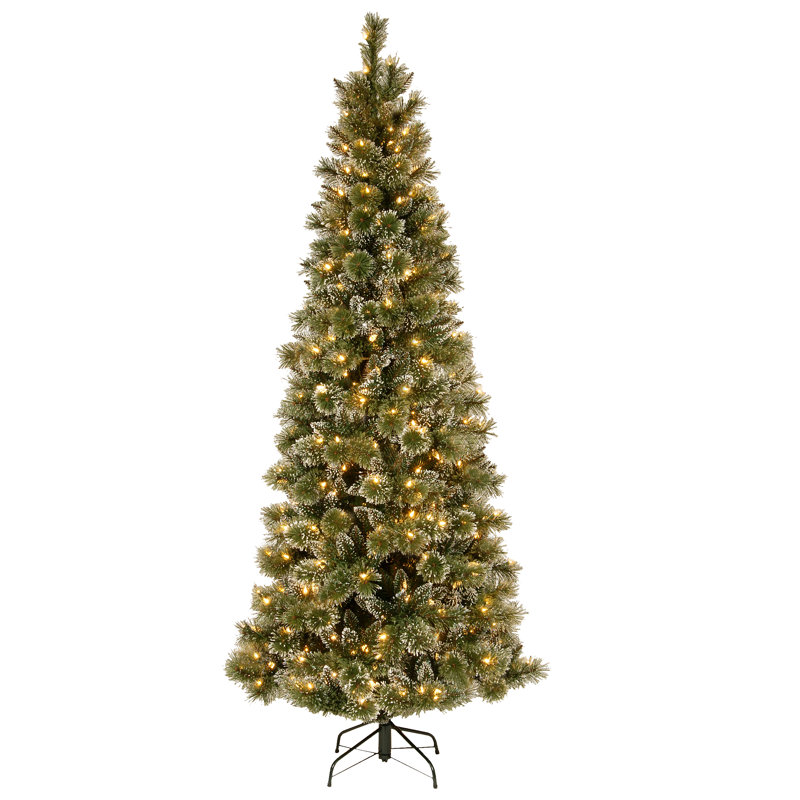 Sapin Ã©lancÃ© aux aiguilles scintillantes et aux lumiÃ¨res DEL, 7.5'