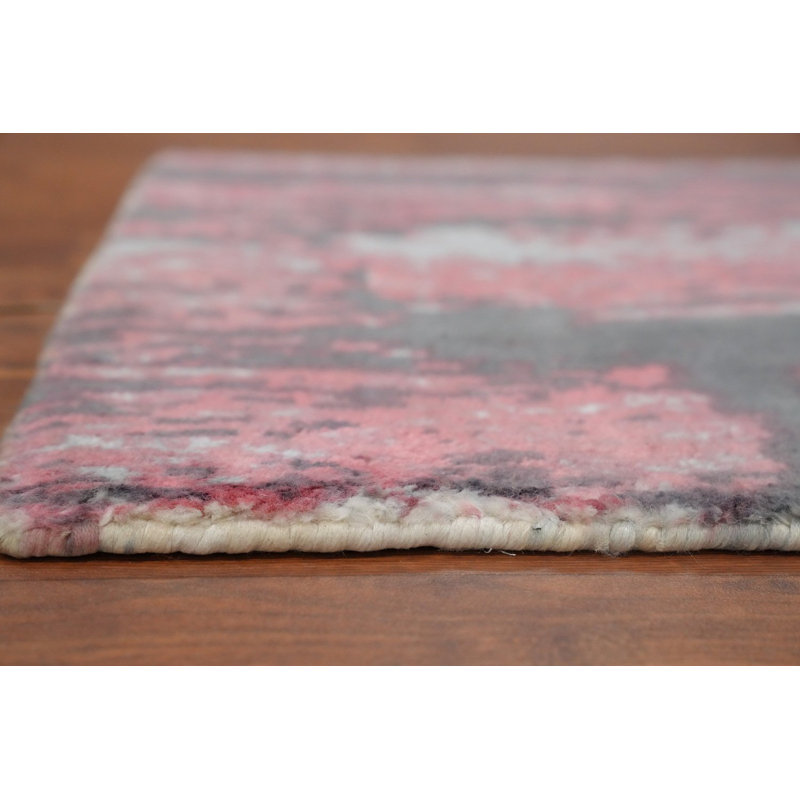 Tapis moderne abstrait 2 x 4 avec motif coup de pinceau rose