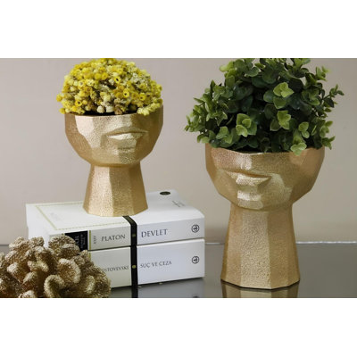 Jaffrey Figurines & Sculptures