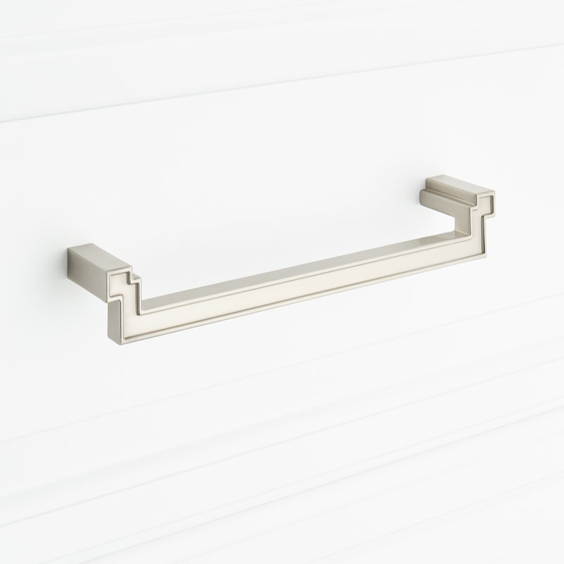 Poignée d'armoire 7-9 / 16 po Matilde, Satin Nickel