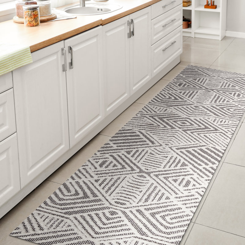 Raphael High-Low Pile Art Deco Geometric White/Black Indoor/Outdoor Rug, Runner 2' x 10'