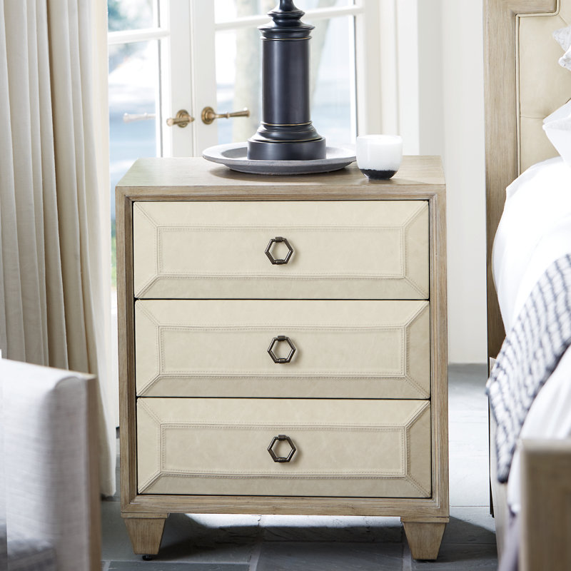 Santa Barbara 3 - Drawer Bachelor's Chest in Sandstone, 29.75" H x 26" W x 19" D