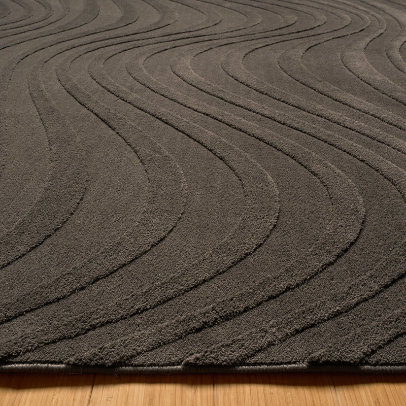 Tapis gris à poils longs Comhan Lomira, Rectangle 4 pi 11 po x 6 pi 11 po