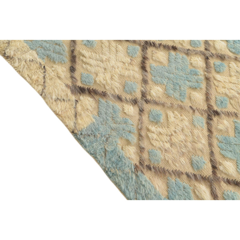 Iniguez Beige Rug
