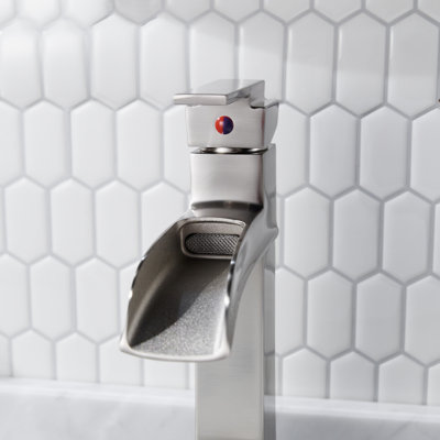 Vessel Bathroom Faucet With Drain Assembly
