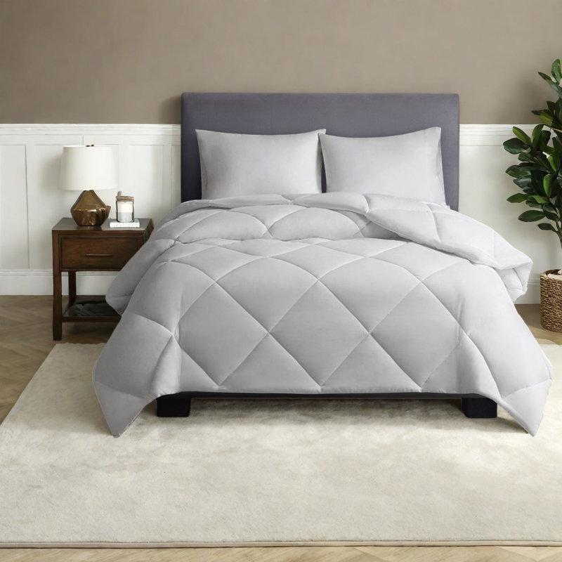 Year-round Comfort Bedding Sets, Polyester Microfiber, Modern Design For Home