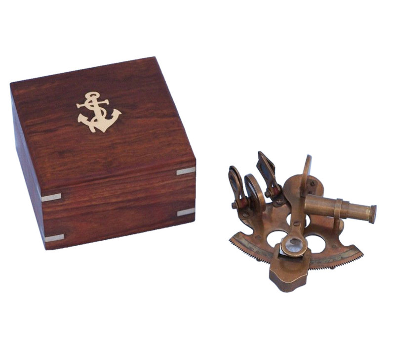 Figurines & Sculptures