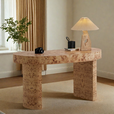 Bureau créatif français rétro.